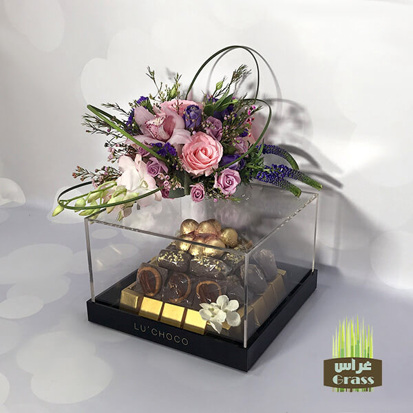 LU’CHOCO Chocolate Acrylic Base with flower 2 LU’CHOCO Chocolate Acrylic Base with flower 2